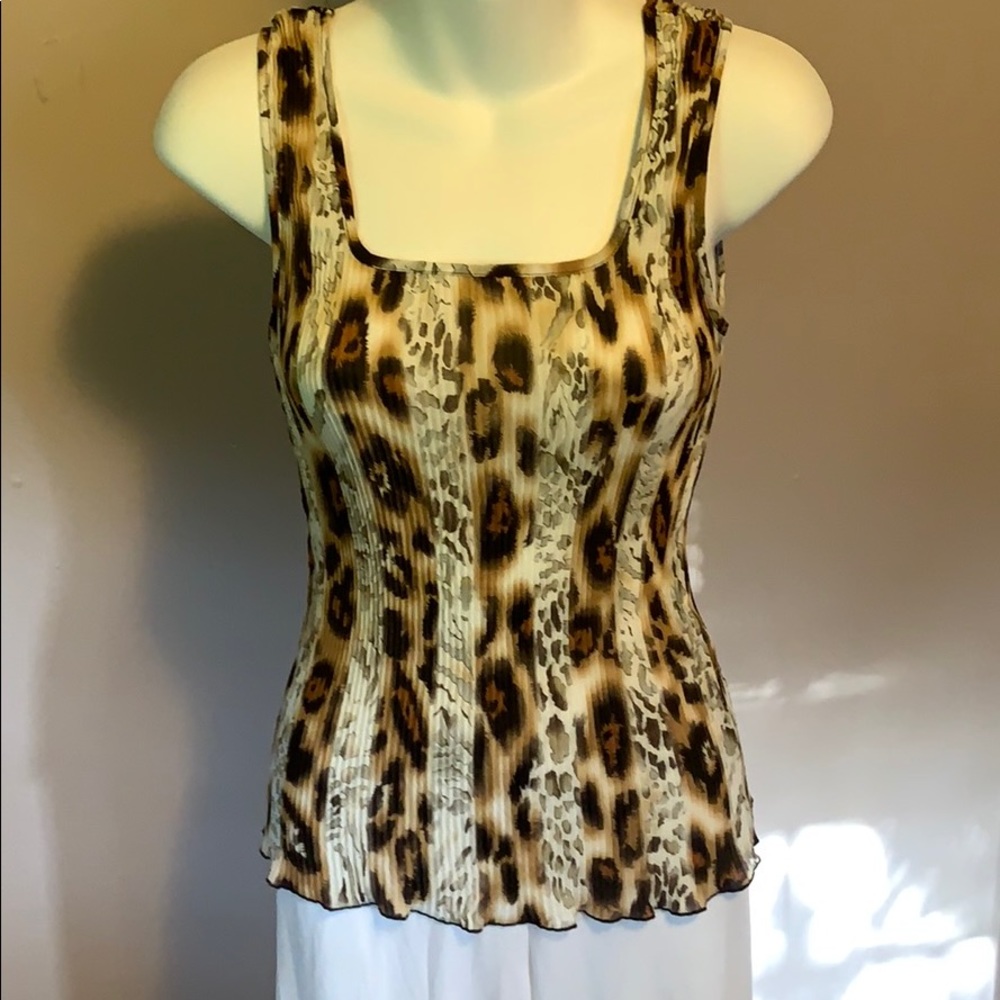 Crushed sleeveless animal print